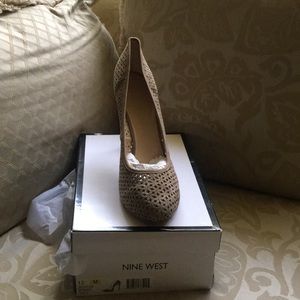 Taupe Nine West Shoes size 12